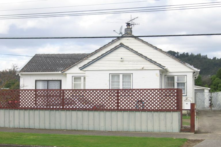 Photo of property in 116 Reynolds Street, Taita, Lower Hutt, 5011