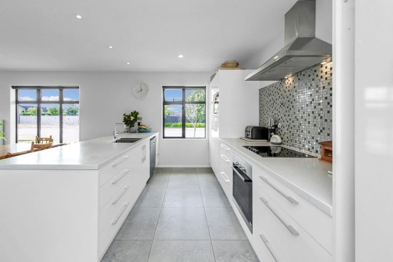 Photo of property in 1 Leonie Lane, West Melton, 7618