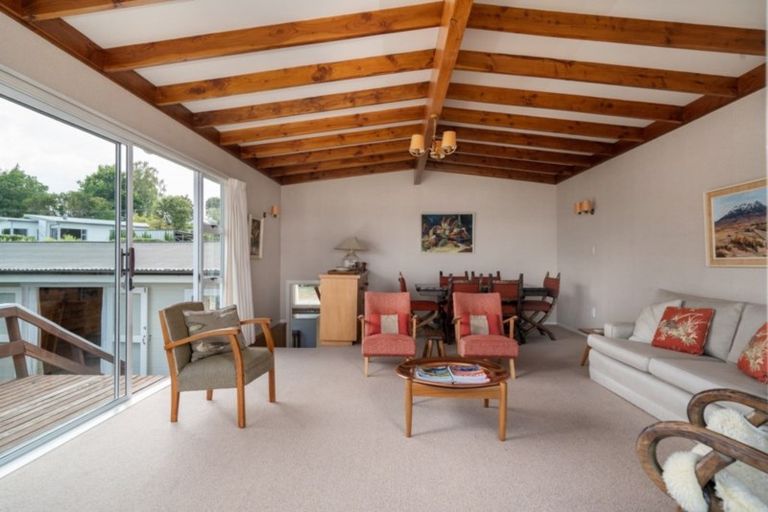 Photo of property in 14 Rokino Road, Taupo, 3330