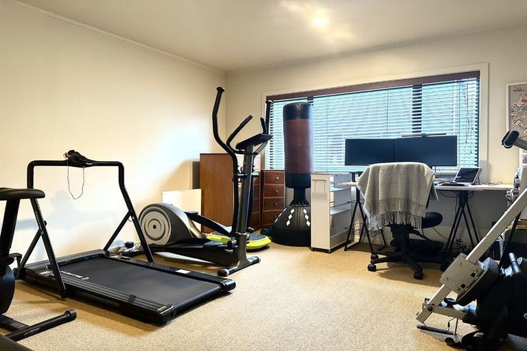 Photo of property in 72f Hazlewood Avenue, Karori, Wellington, 6012