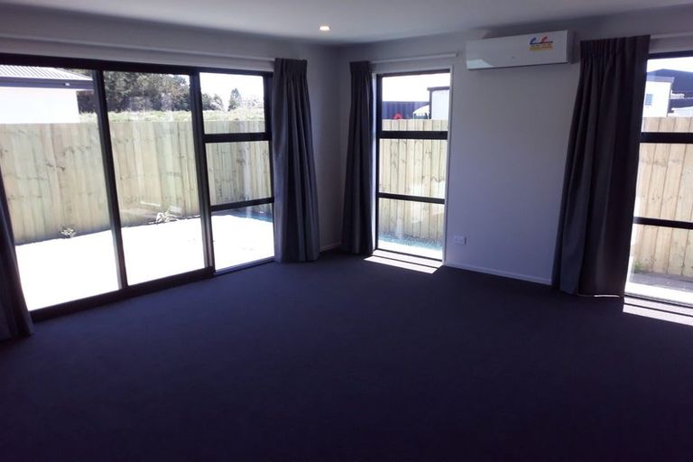 Photo of property in 49 William Nicholls Drive, Belfast, Christchurch, 8051