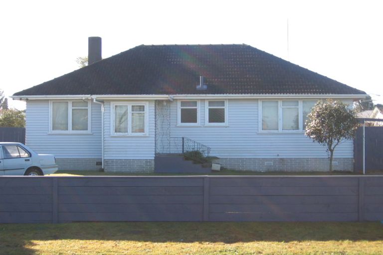 Photo of property in 59 Alma Crescent, Papakura, 2110