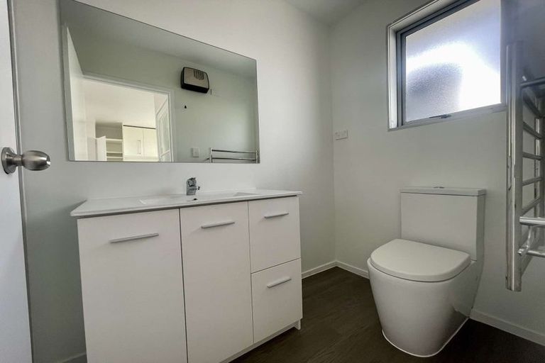 Photo of property in 35 Tabitha Crescent, Henderson, Auckland, 0612