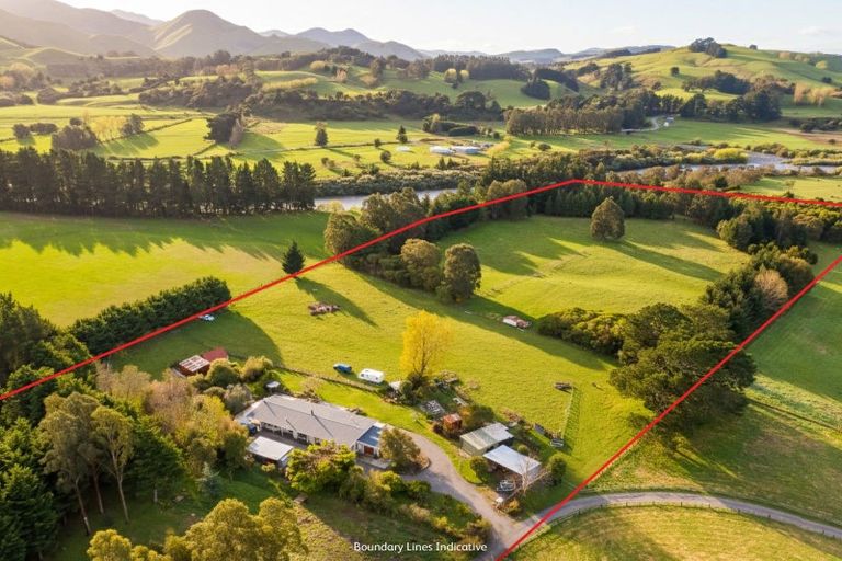 Photo of property in 960 Norfolk Road, Upper Plain, Carterton, 5791