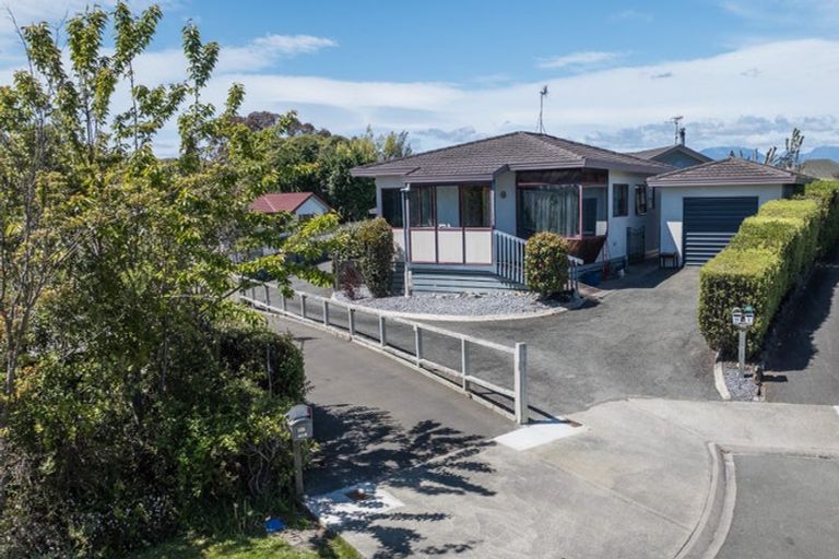 Photo of property in 8 James Cross Place, Mapua, 7005