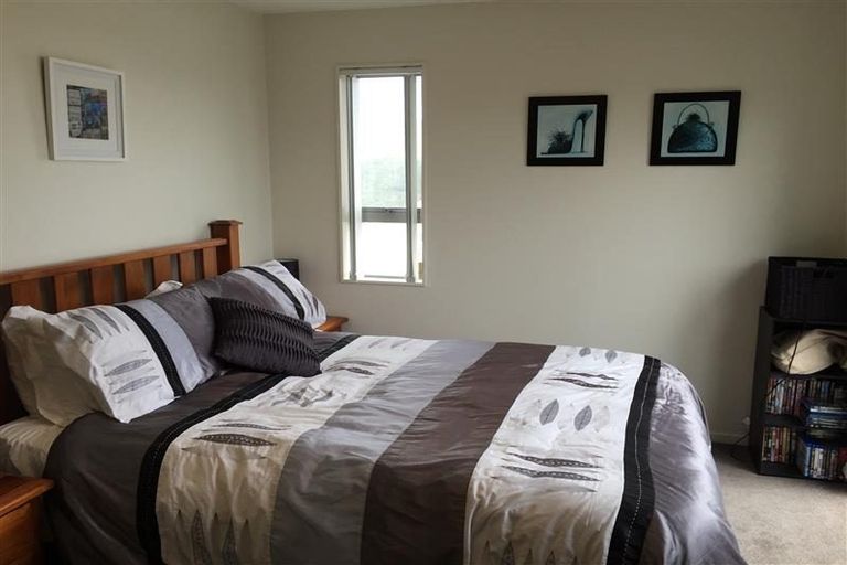 Photo of property in 6a Mills Road, Brooklyn, Wellington, 6021