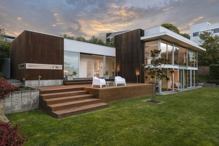 Photo of property in 129 Richmond Hill Road, Richmond Hill, Christchurch, 8081