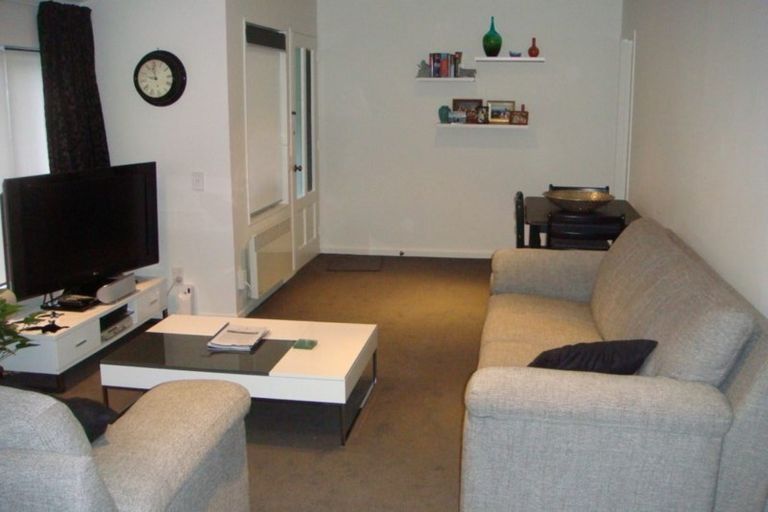 Photo of property in 9/199 Grant Road, Thorndon, Wellington, 6011