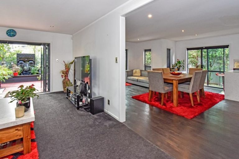 Photo of property in 79c Beach Road, Pahurehure, Papakura, 2113