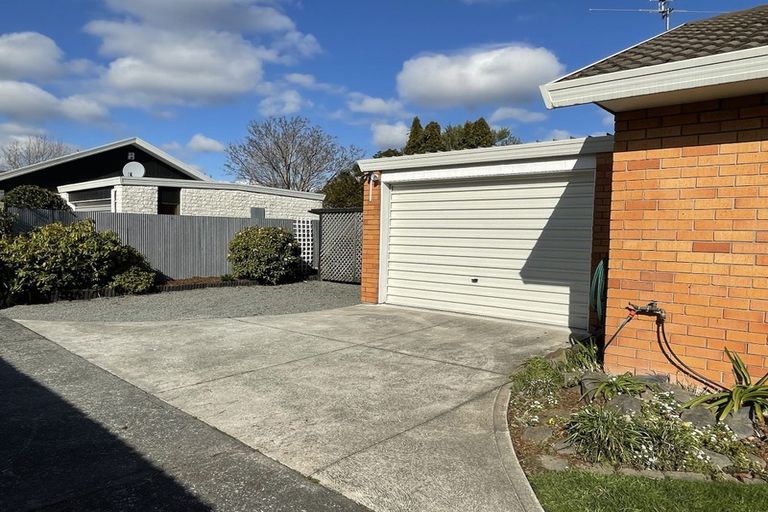Photo of property in 2/148 Main North Road, Papanui, Christchurch, 8052