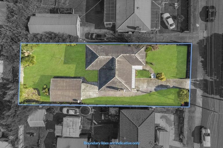 Photo of property in 12 Clayton Road, Manurewa, Auckland, 2102