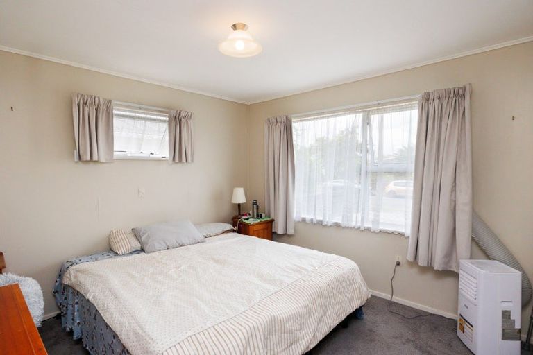 Photo of property in 45 Sutherland Crescent, Westbrook, Palmerston North, 4412