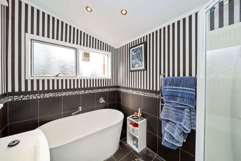 Photo of property in 241d Frankley Road, Frankleigh Park, New Plymouth, 4310