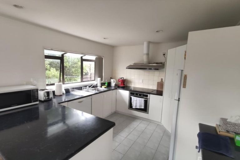 Photo of property in 2/131 Grand Drive, Remuera, Auckland, 1050