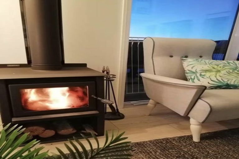 Photo of property in 75 Richmond Road, Pohara, Takaka, 7183