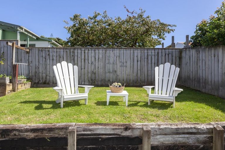 Photo of property in 4 Clarkes Crescent, Paekakariki, 5034