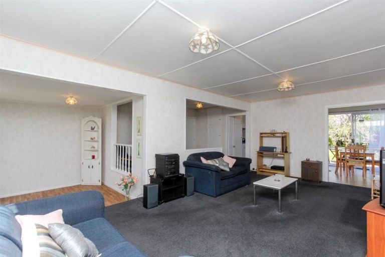 Photo of property in 282 Mangorei Road, Merrilands, New Plymouth, 4312