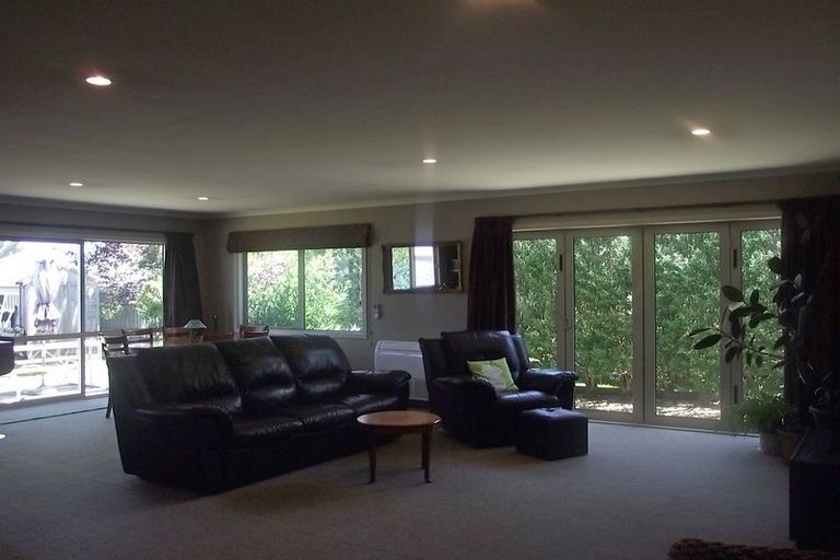 Photo of property in 31 Fisher Place, Carterton, 5713