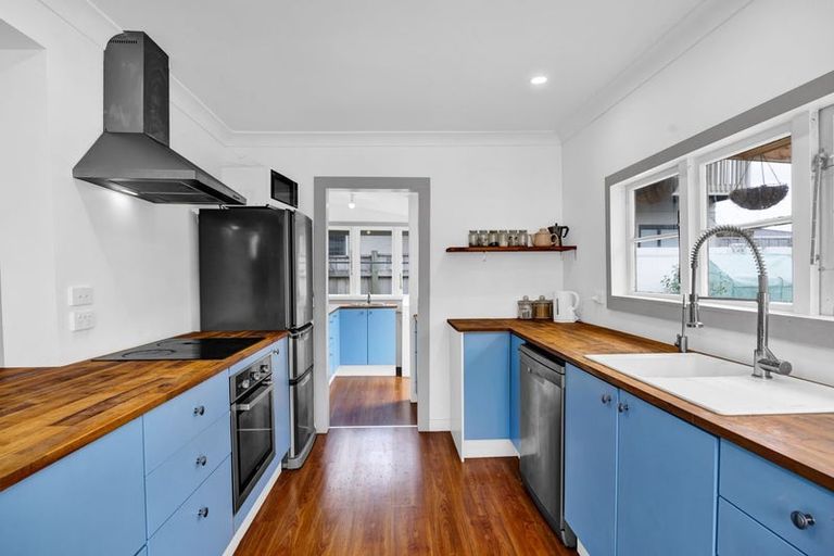 Photo of property in 9 Princes Street, Hawera, 4610