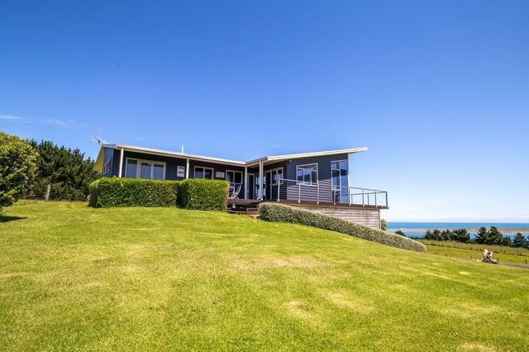 Photo of property in 167 Okapu Place, Kawhia, 3889