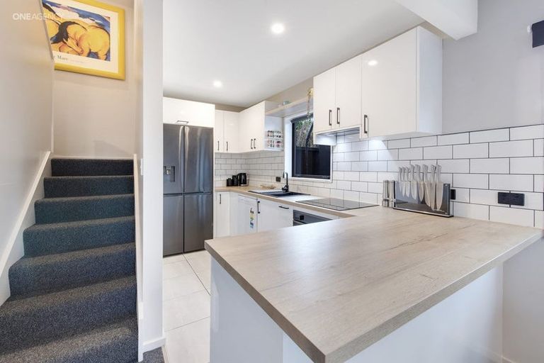 Photo of property in 5/35 Brockworth Place, Riccarton, Christchurch, 8011