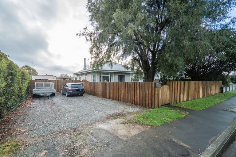 Photo of property in 27 Main Road, Pleasant Point, 7903