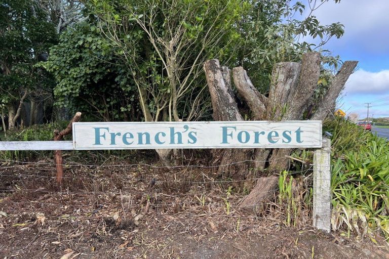 Photo of property in 1252 Devon Road, Sentry Hill, New Plymouth, 4373