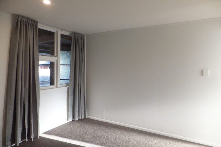 Photo of property in 37 Hillier Place, Spreydon, Christchurch, 8024