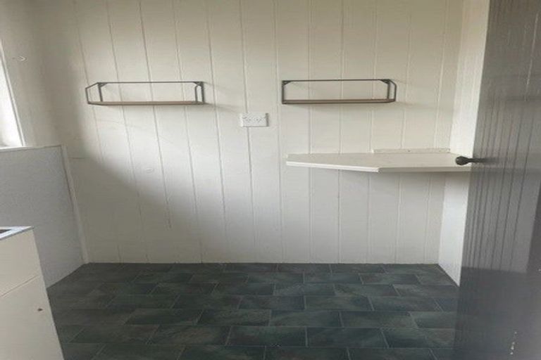 Photo of property in 264 Tremaine Avenue, Highbury, Palmerston North, 4412