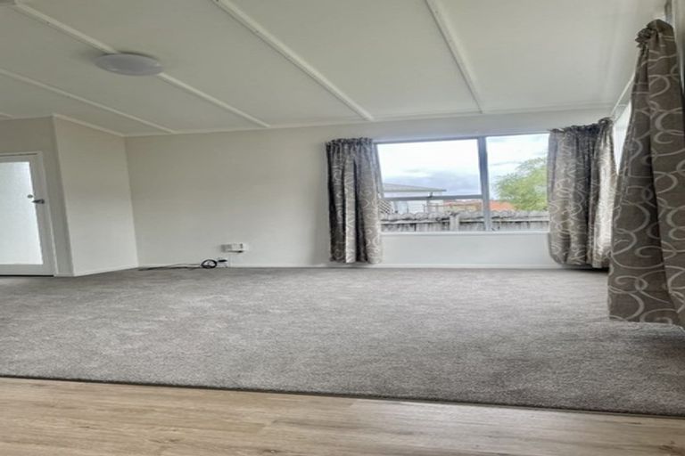 Photo of property in 15 Reelick Avenue, Pakuranga Heights, Auckland, 2010