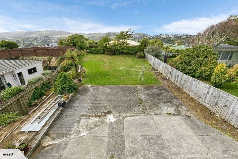 Photo of property in 43 Clifford Road, Johnsonville, Wellington, 6037