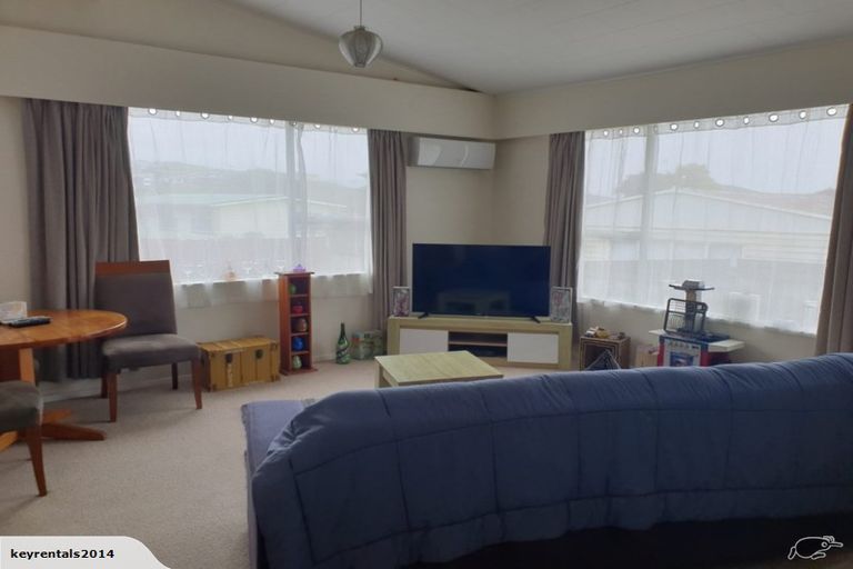 Photo of property in 172b Dowse Drive, Maungaraki, Lower Hutt, 5010