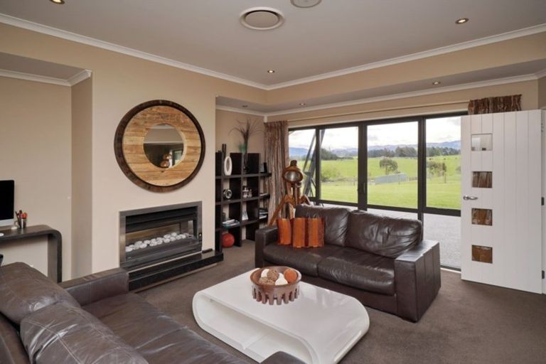 Photo of property in 261 Loburn Kowai Road, Loburn, Rangiora, 7472