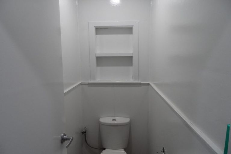 Photo of property in 12 Wilson Place, Papakura, 2110