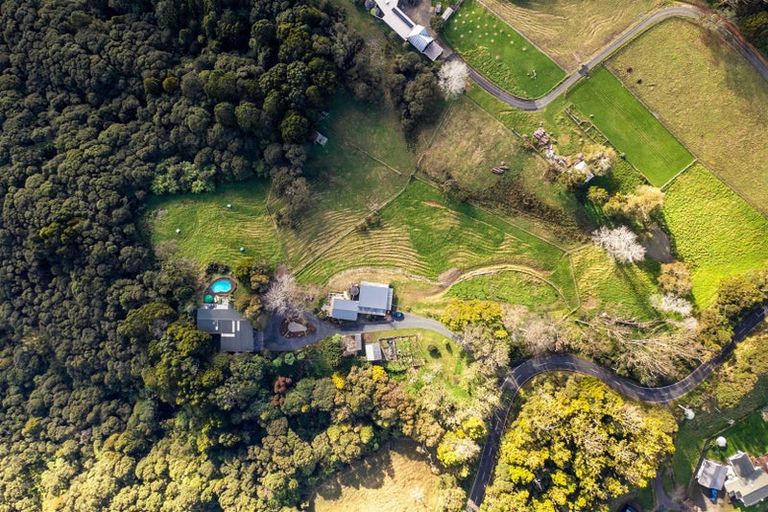 Photo of property in 93 Christian Road, Swanson, Auckland, 0614