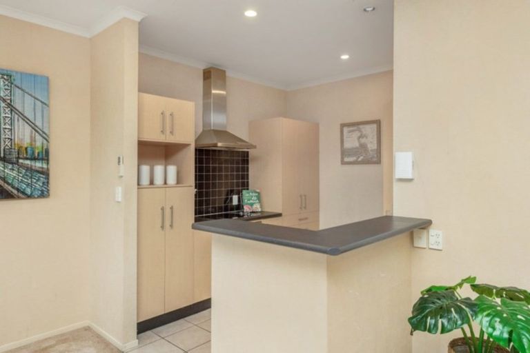 Photo of property in 12b Kelvin Place, Hamilton East, Hamilton, 3216