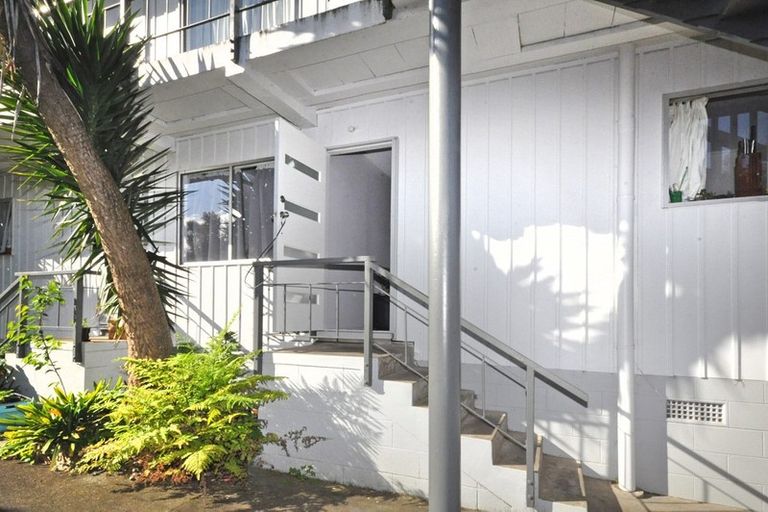 Photo of property in 8/825 New North Road, Mount Albert, Auckland, 1025