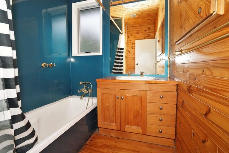 Photo of property in 37 Mahoe Street, Melville, Hamilton, 3206