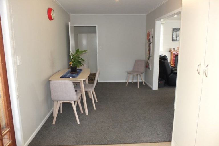 Photo of property in 9 Warren Street, Foxton Beach, Foxton, 4815