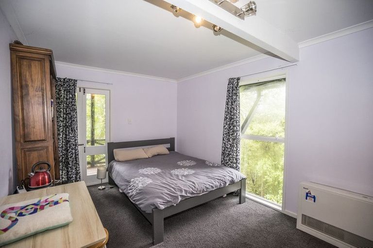 Photo of property in 28 Blundell Place, Chatswood, Auckland, 0626