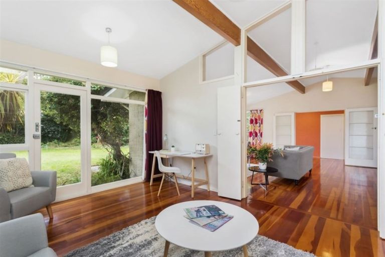 Photo of property in 11 Kingsgate Place, Burnside, Christchurch, 8053