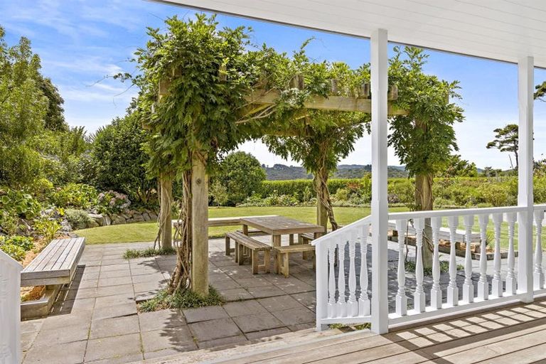 Photo of property in 35a Pinchgut Road, Kaukapakapa, 0873