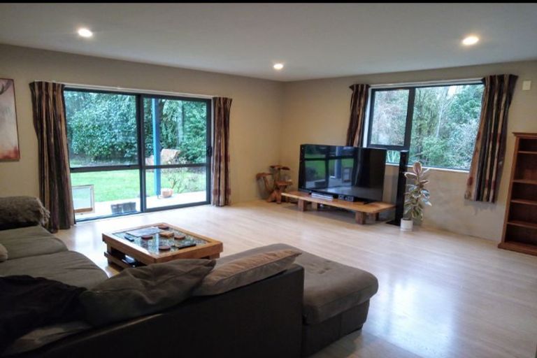 Photo of property in 1 Knight Street, Oxford, 7430