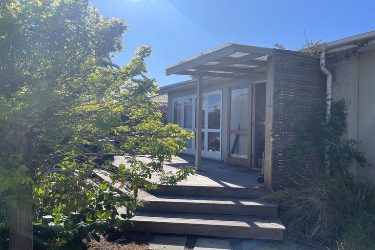 Photo of property in 18 Augusta Street, Redcliffs, Christchurch, 8081