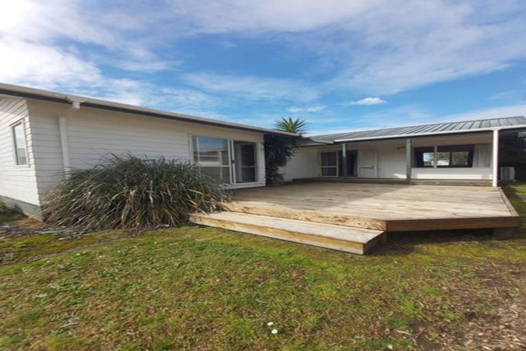 Photo of property in 53 Balmerino Crescent, Pukete, Hamilton, 3200