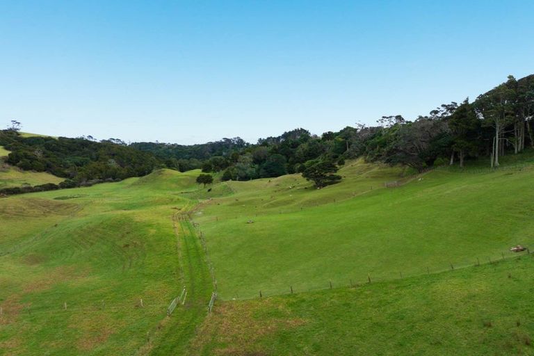 Photo of property in 34 Cemetery Road, Pollok, 2684