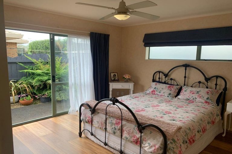 Photo of property in 3 Kimshee Way, Tuakau, 2121