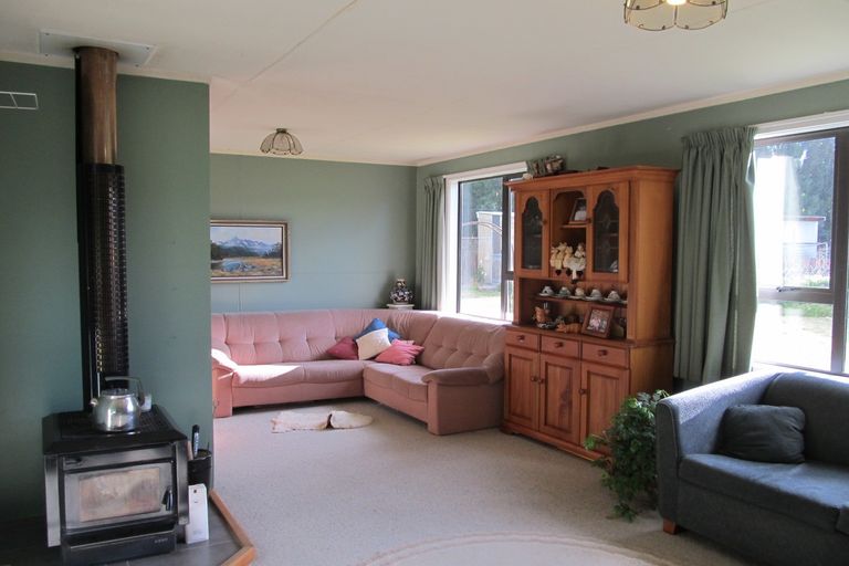 Photo of property in 137 Blackman Road, Blackmans, Alexandra, 9391