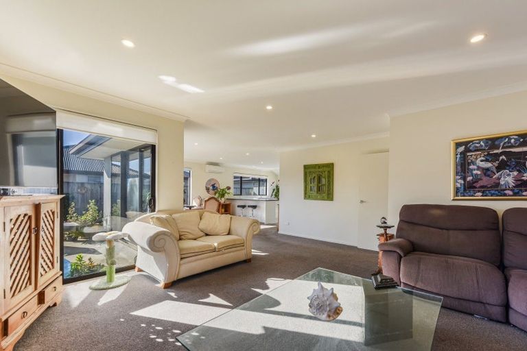 Photo of property in 16 Kerei Street, Motueka, 7120