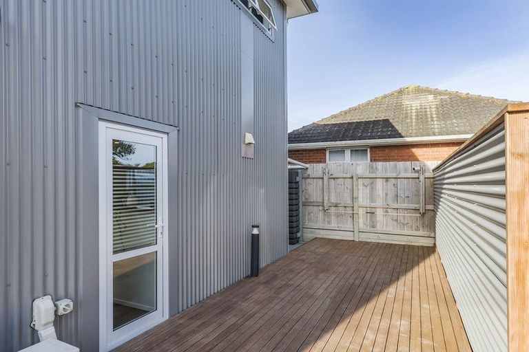 Photo of property in 2/1 Murphy Place, Titahi Bay, Porirua, 5022